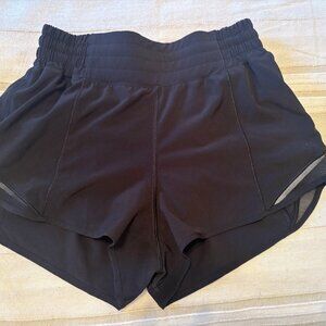 Lululemon Hotty Hot Low Rise Swift Lined Running Shorts – Black, XS (2)